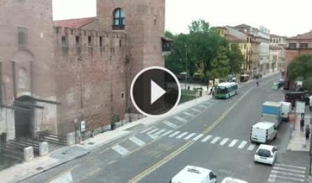 Webcam Verona - Castelvecchio | SkylineWebcams