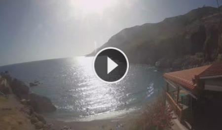 【LIVE Camera】 Σφακιά, Παραλία Βρύση - Sfakiá, Crete | SkylineWebcams