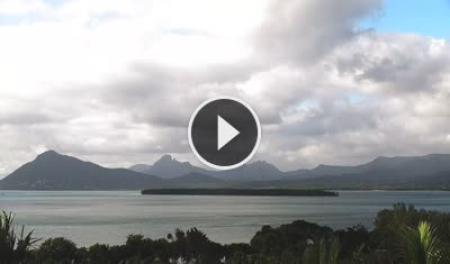 【LIVE】 Le Morne | SkylineWebcams