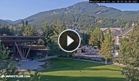【LIVE】 Whistler Olympic Plaza - Whistler | SkylineWebcams