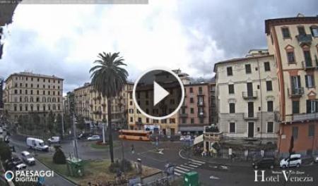 Webcam La Spezia - Piazza Saint Bon | SkylineWebcams