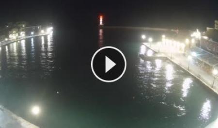 【LIVE】 Chania - Alter venezianischer Hafen | SkylineWebcams
