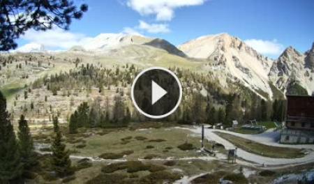 Fanes Mountain Hut (Cam 1) – Fanes (2060 m), S. Vigilio di Marebbe (BZ) – Val Badia, South Tyrol Fanes Mountain Hut (Cam 1) – Fanes (2060 m), S. Vigilio di Marebbe (BZ) – Val Badia, South Tyrol