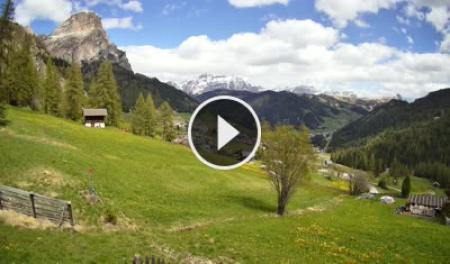 Chalet Rönn – Alta Badia – (1.645m) Chalet Rönn – Alta Badia – (1.645m)