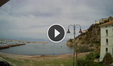 【LIVE】 Porto turistico di Agropoli | SkylineWebcams