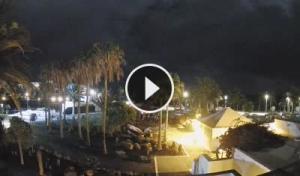 Vista en vivo de Playa Las Cucharas en Costa Teguise